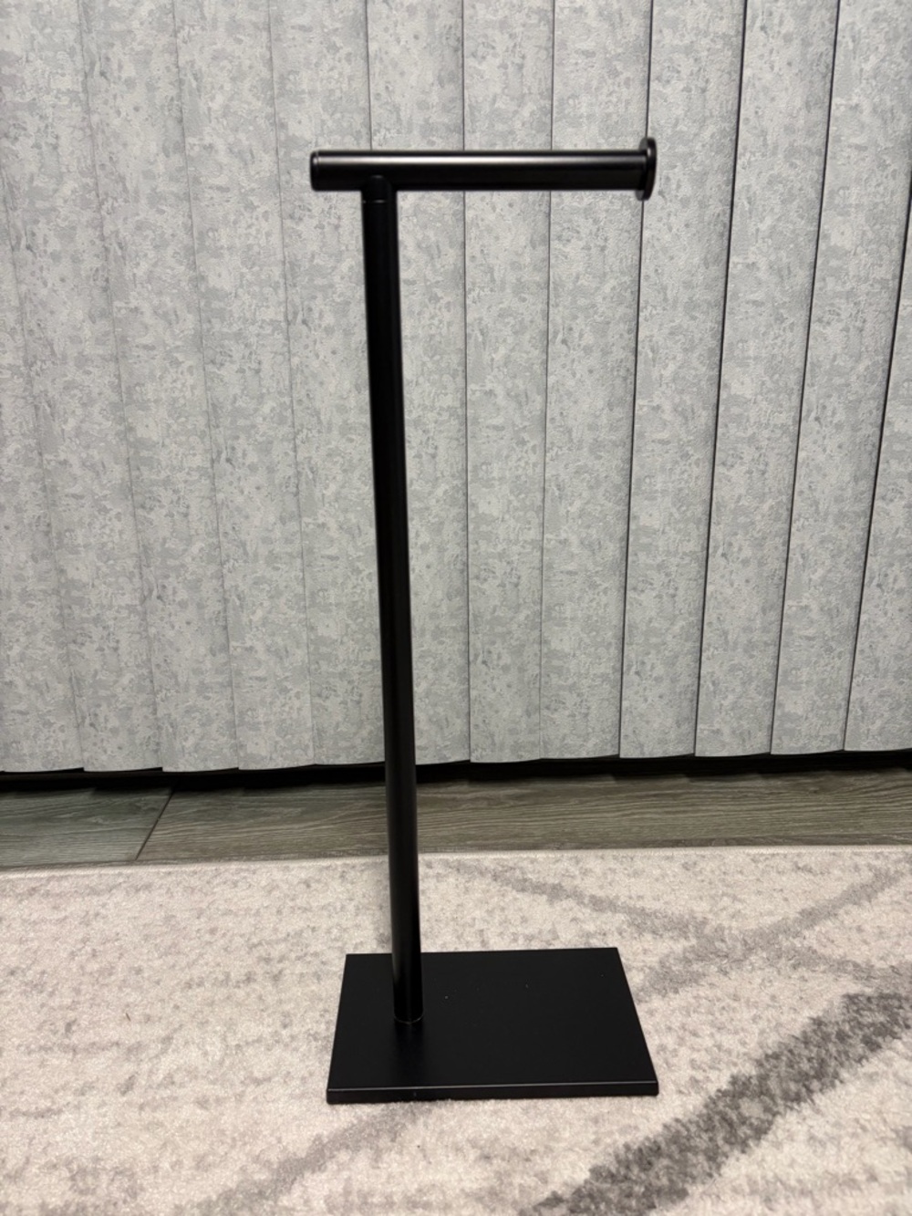 Gatco Matte Black Freestanding Toilet Paper Holder